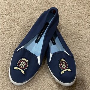 Tommy Hilfiger Women's Navy Embroidered Flats